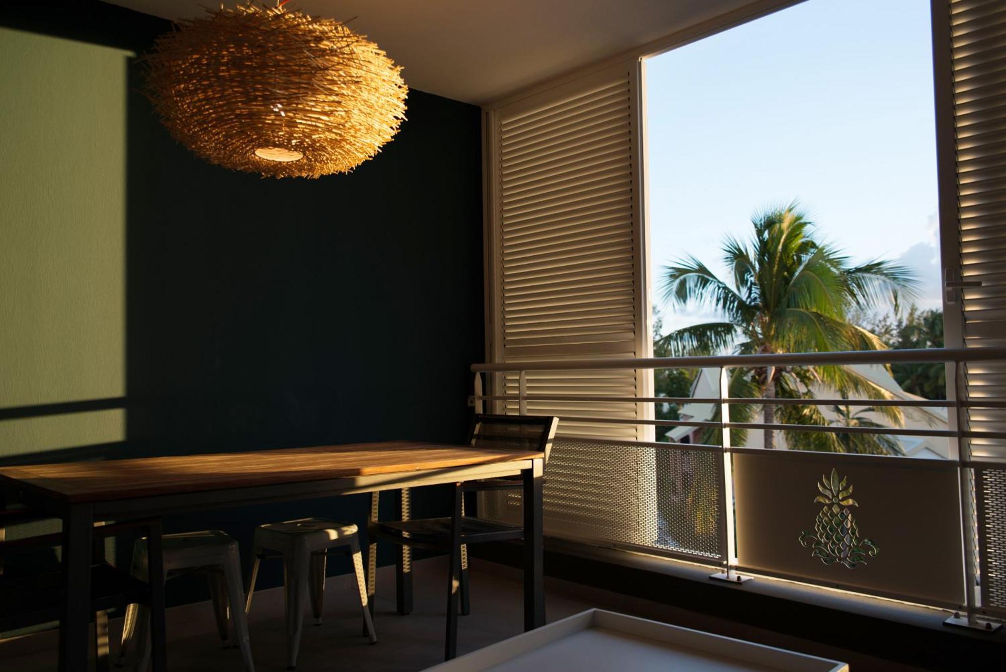 Escale Tropicale, Appart Vue Mer A 2 Min Du Lagon Apartment Saint-Gilles-les Bains Ngoại thất bức ảnh